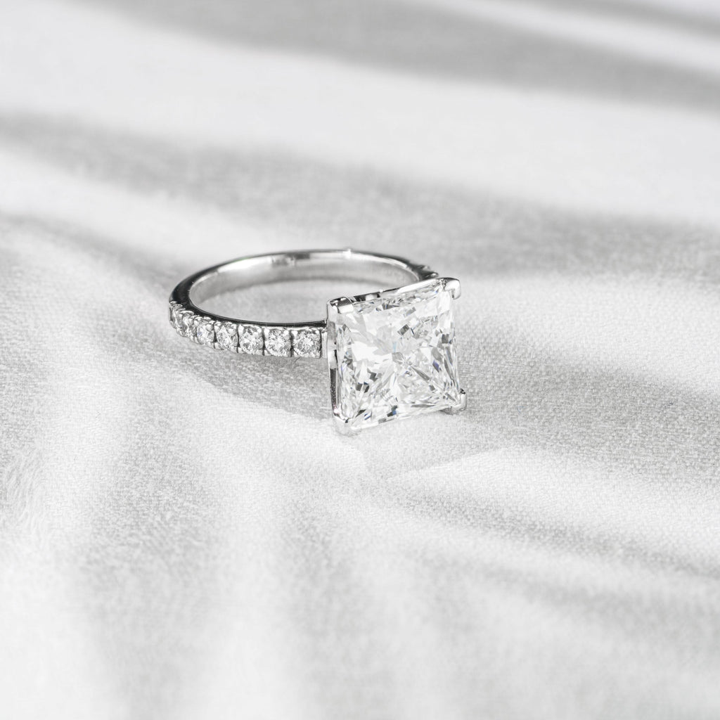 princess cut diamond ring