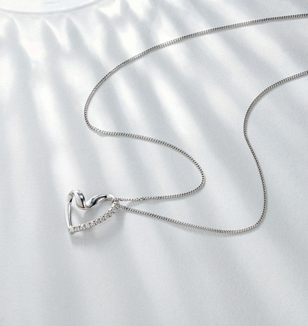 silver heart diamond pendant