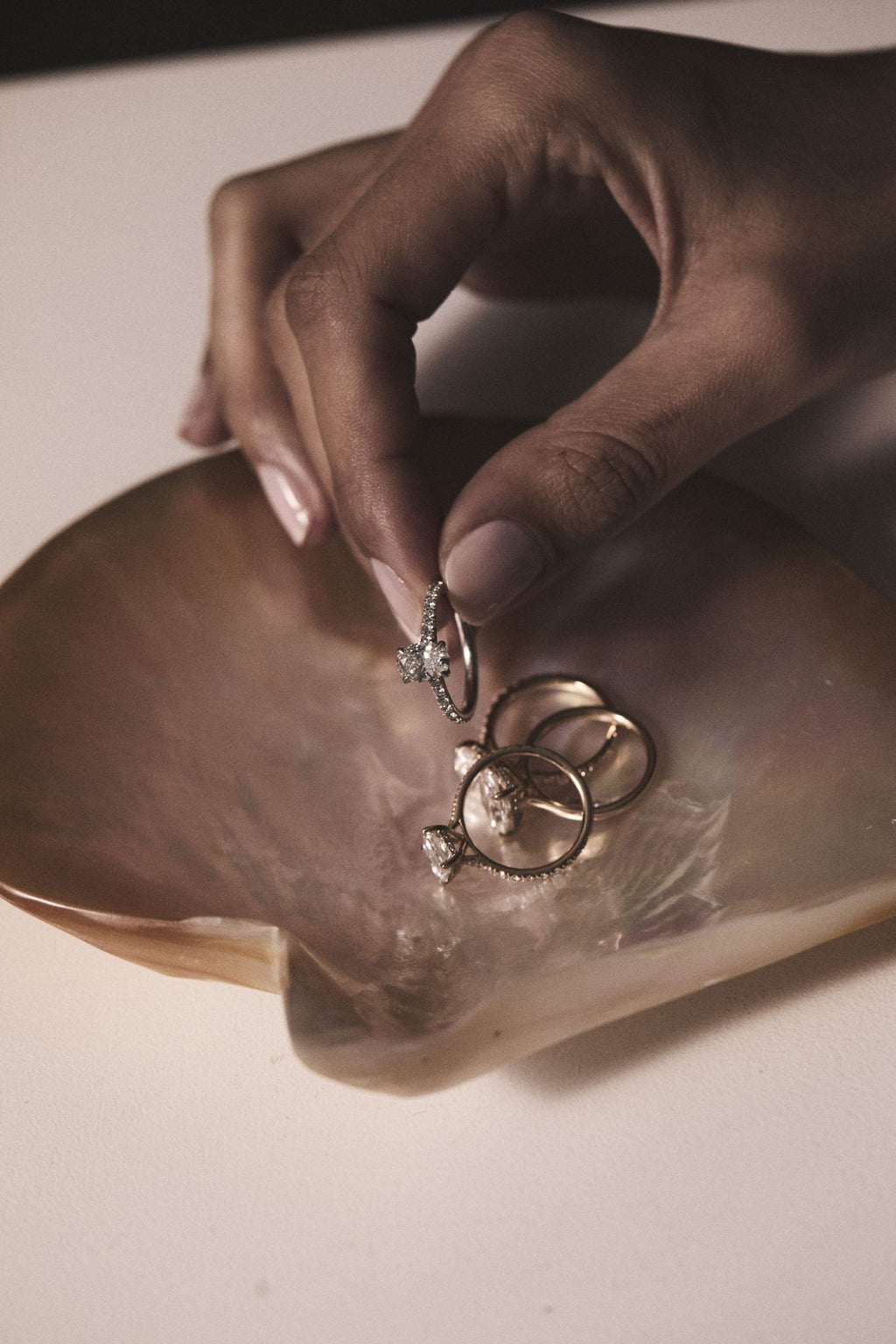 picking a diamond ring among others