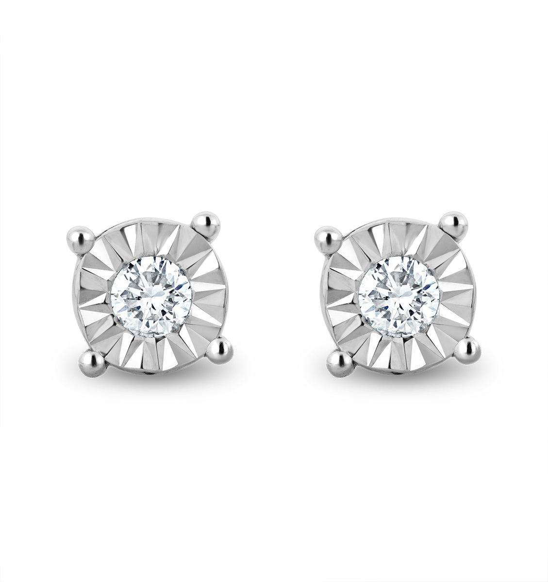 NO5 DIAMOND STUD EARRINGS