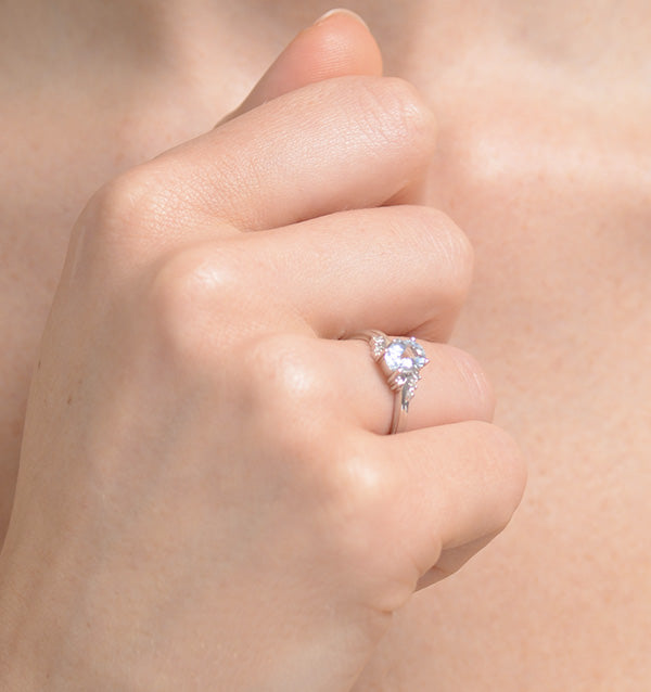 Aquamarine 0.70CT And Diamond 9K White Gold Ring E5731
