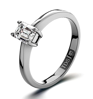 Emerald Cut 18K White Gold Diamond Engagement Ring 0.25CT-G-H/SI