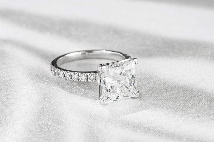 princess cut diamond ring