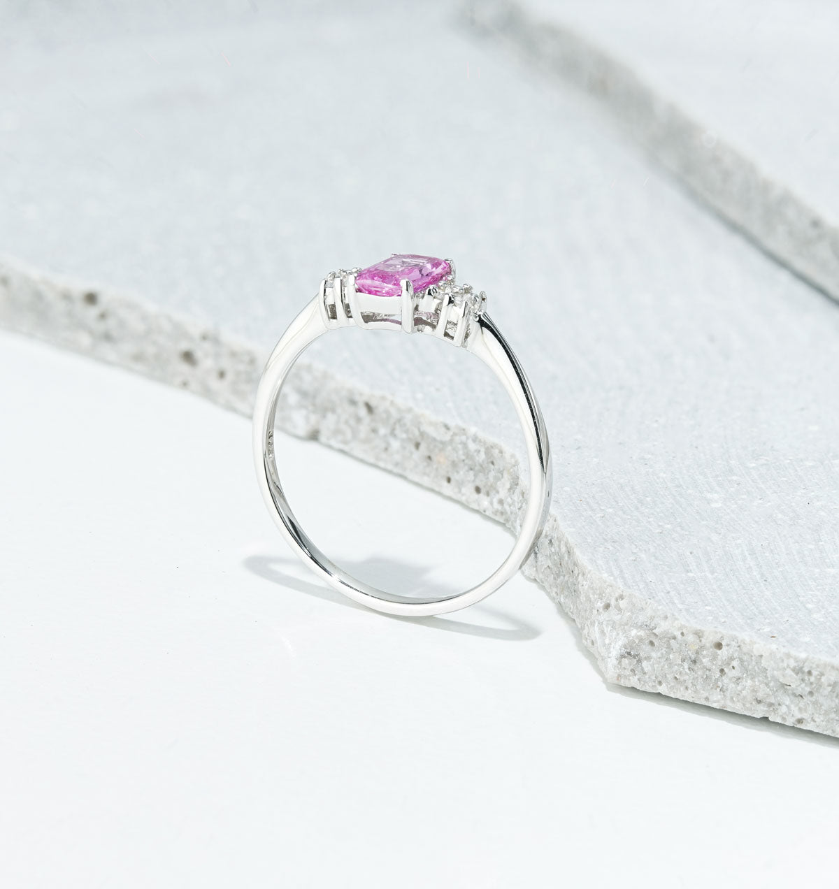 9K White Gold Diamond Pink Sapphire Ring 0.06ct