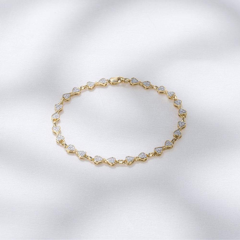 0.25ct Diamond Heart Bracelet Set In 18K Gold Vermeil