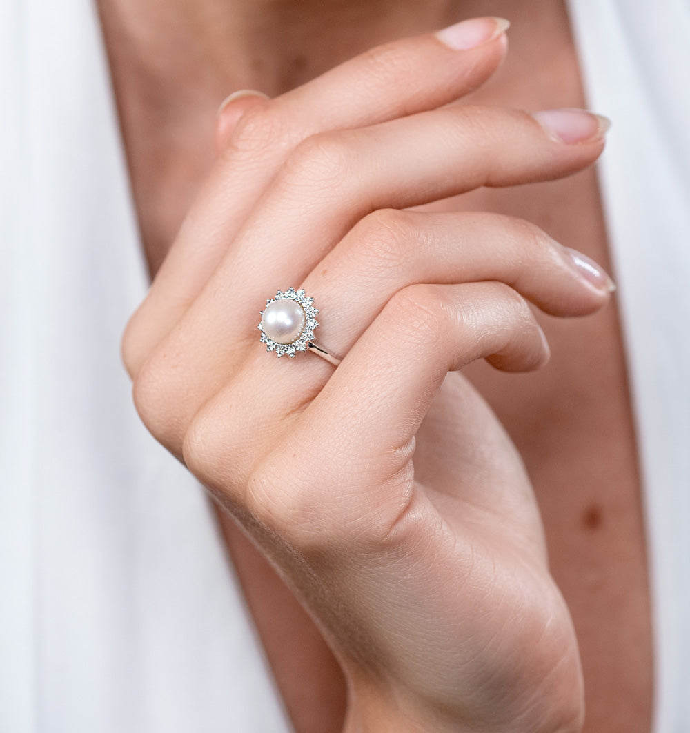 Stellato Collection Pearl and Diamond Ring 0.05ct in 9K White Gold