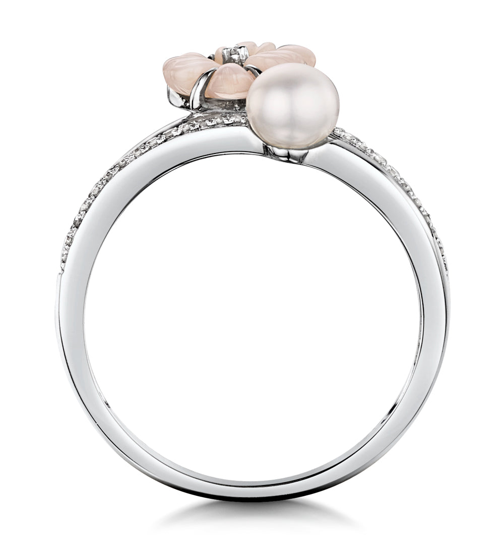 4.5mm Pearl with Shell and Diamond Stellato Ring in 9K White Gold