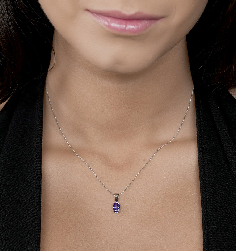 Tanzanite 7 x 5mm 18K White Gold Pendant Necklace