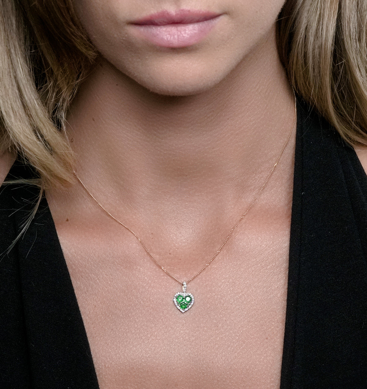 0.80ct Emerald Asteria Lab Diamond Heart Pendant Necklace in 9K Gold