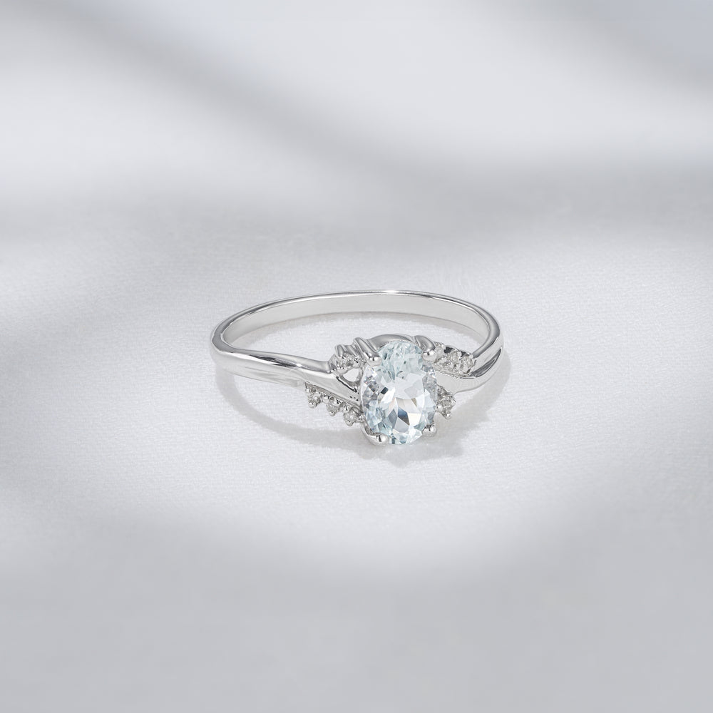 Aquamarine 0.70CT And Diamond 9K White Gold Ring E5731