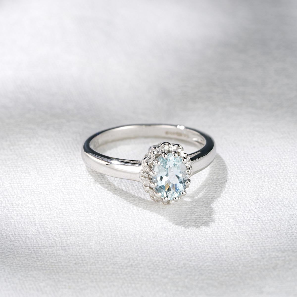 Aquamarine 0.70CT And Diamond 9K White Gold Ring