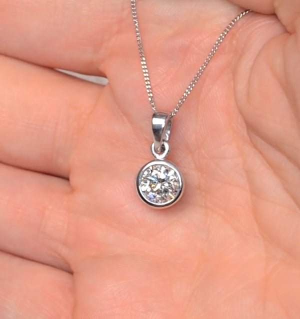 Certified Lab Diamond 1.00CT Emily Platinum Pendant Necklace F/VS