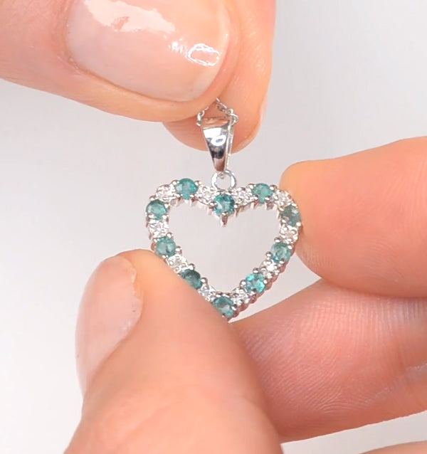 Emerald 0.54CT And Diamond 9K White Gold Heart Pendant Necklace