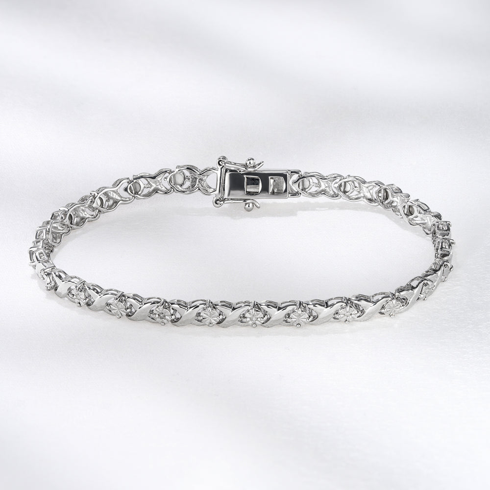 Diamond Kisses Bracelet With 0.05ct Set in 925 Silver