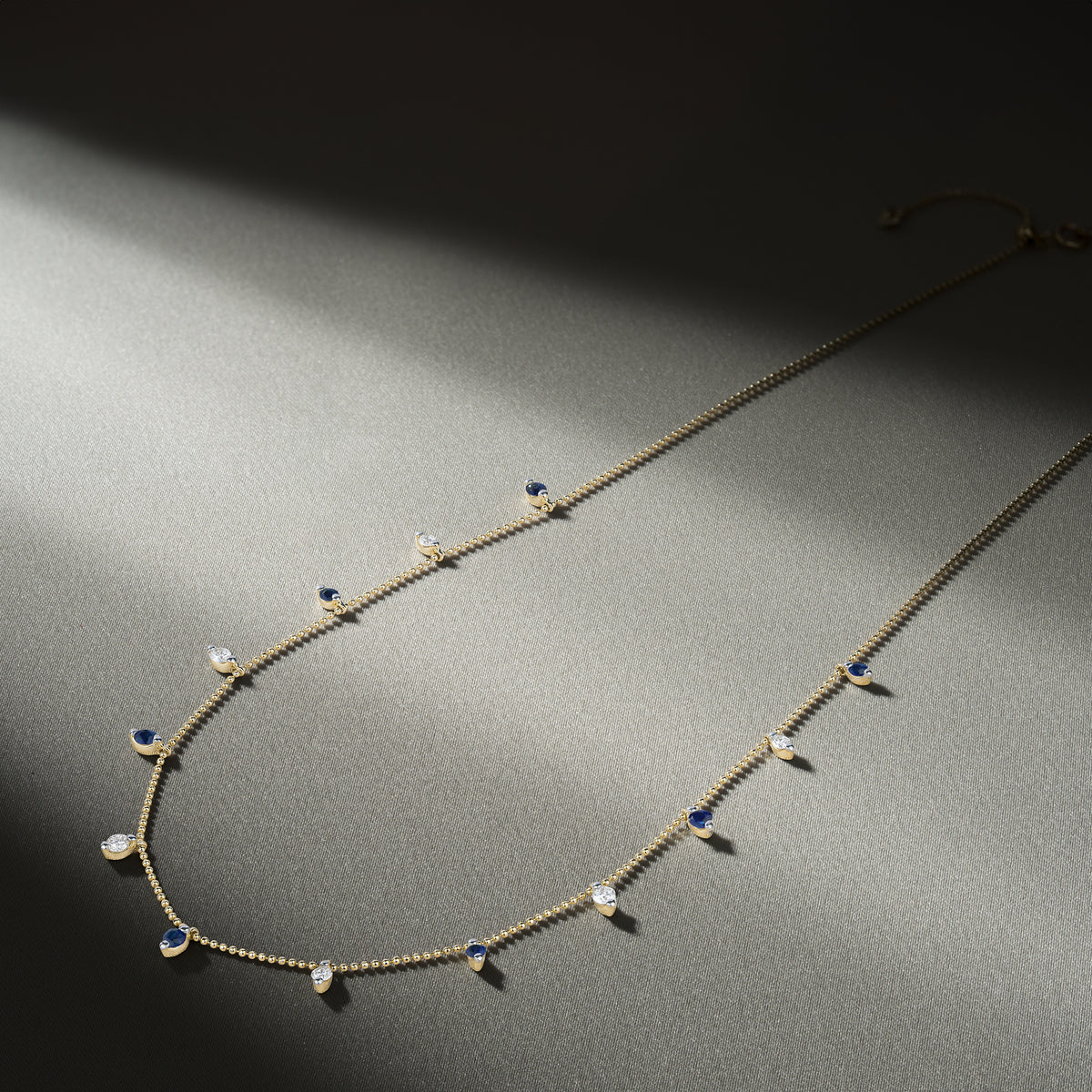 Sapphire and Diamond Necklace in 18K Gold - Vivara Collection