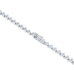 LUXE 20.00ct Lab Diamond Necklace with 1.50ct IGI Certified Pear-Cut Centre in 18K White Gold