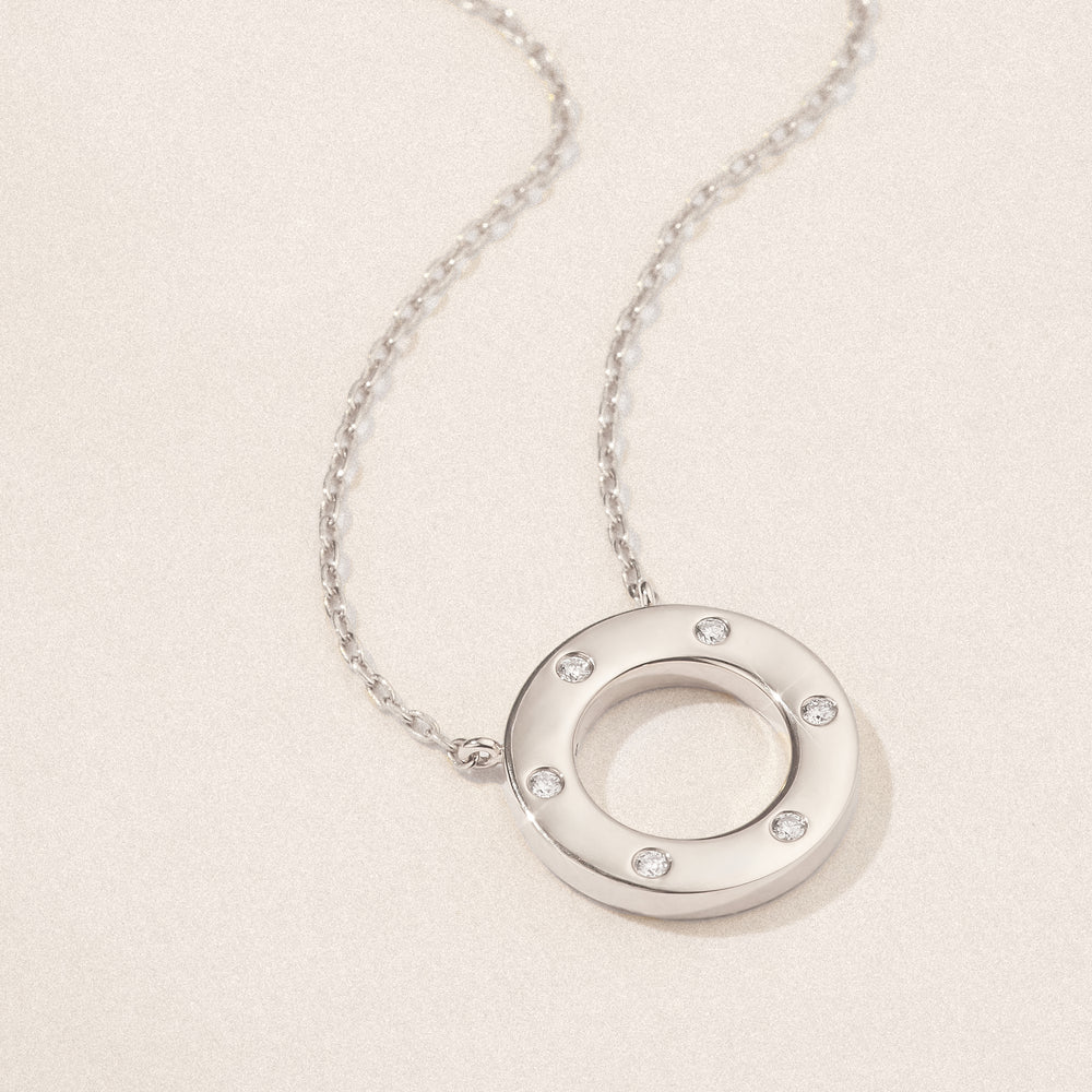 Élan 0.06ct Lab Diamond Circle Necklace in Sterling Silver