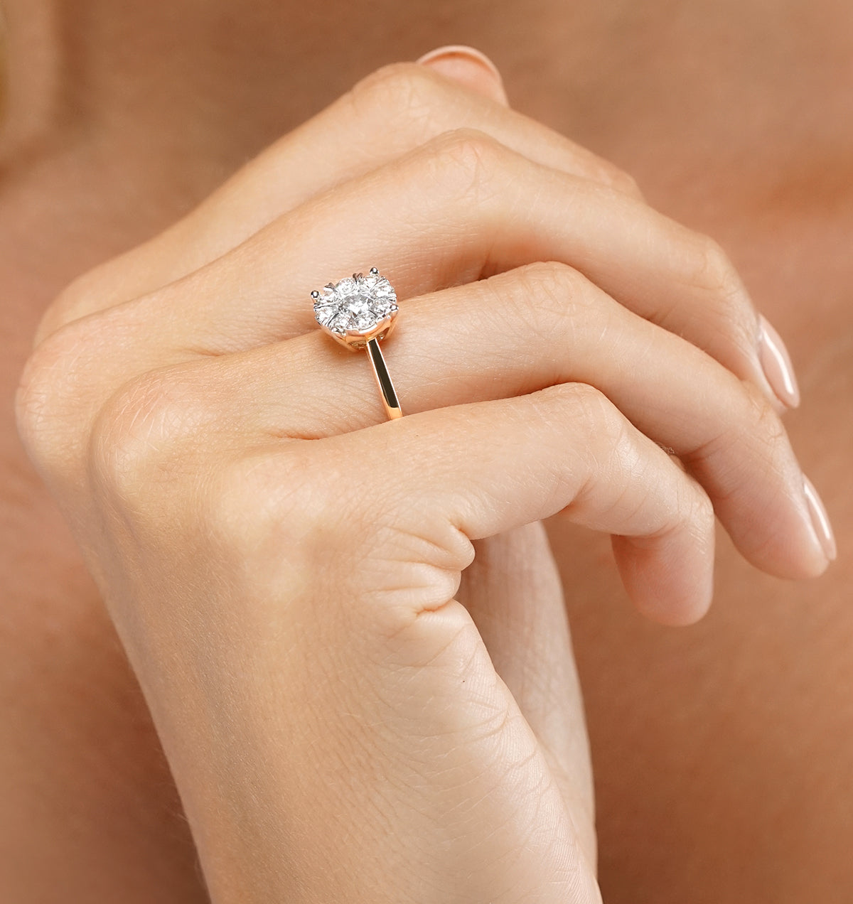 1 Carat Lab Diamond Cluster Solitaire Ring H/Si in 9K Gold