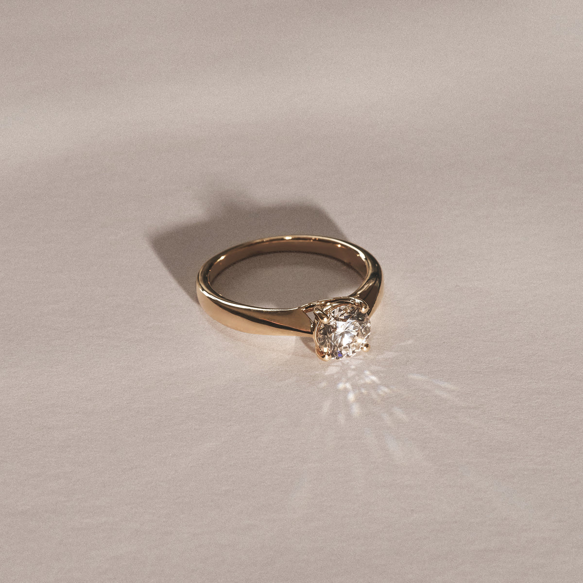 Naomi Round Cut Lab Diamond Engagement Ring 1.00ct H/SI in 9k Gold