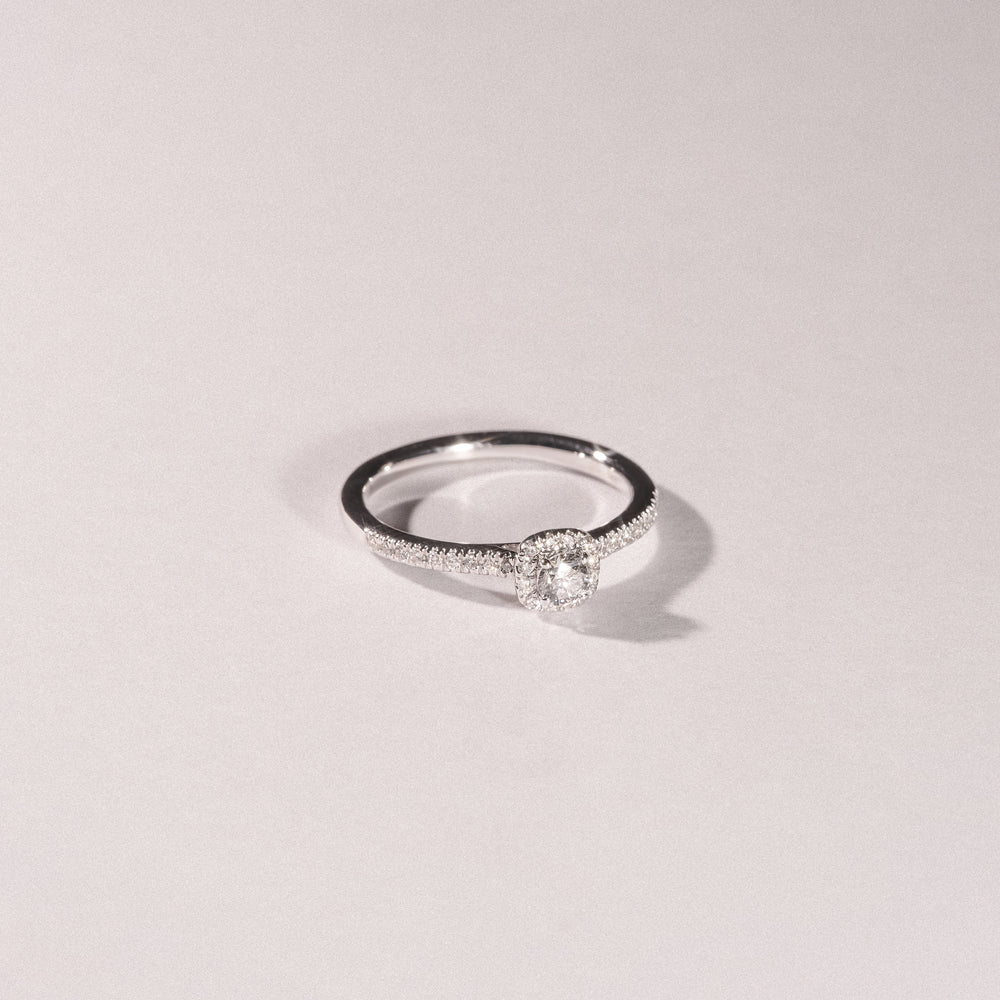 Lumia Round Cut Lab Diamond Halo Ring 0.33ct F/VS in 925 Silver