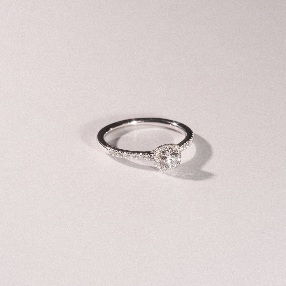 Lumia Round Cut Lab Diamond Halo Ring 0.50ct F/VS in 925 Silver