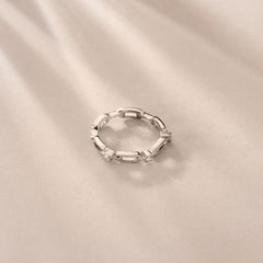 Bound Lab Diamond Link Ring 0.125ct Round Cut in Sterling Silver