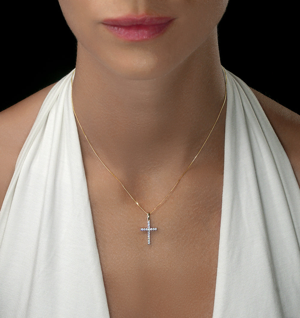 Lab Diamond Cross Pendant Necklace Claw Set 0.25ct H/Si in 9K Gold