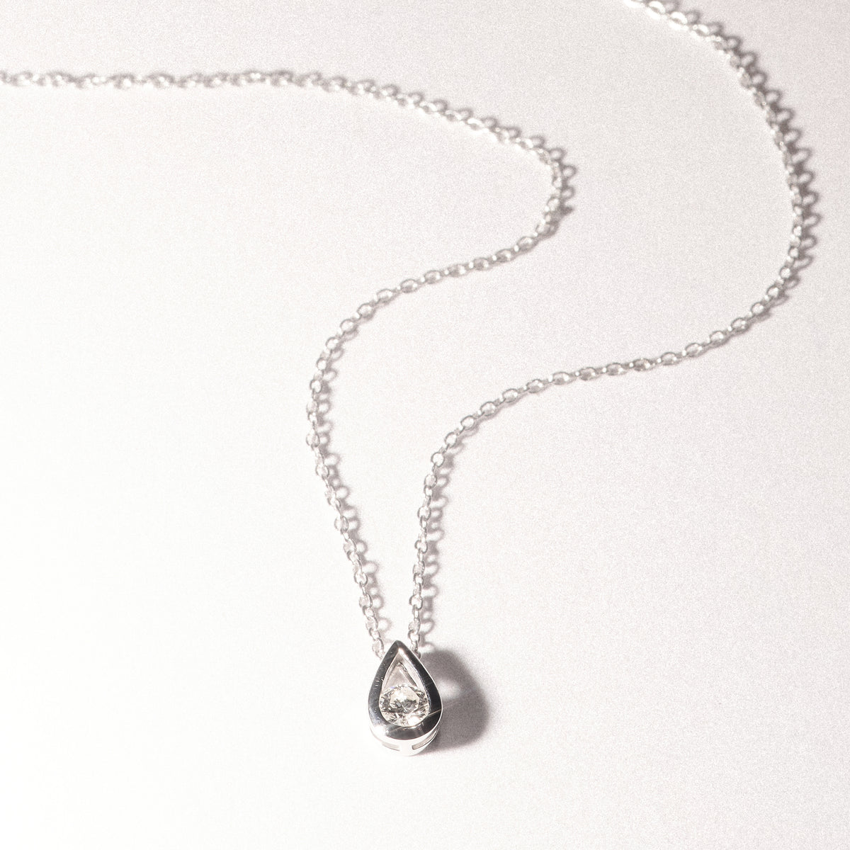 Teardrop Solitaire 0.10ct H/SI Round Cut Lab Grown Necklace in Silver