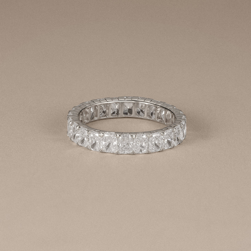 Sempre Radiant Cut 3.00ct Lab Diamond Eternity Ring in Platinum