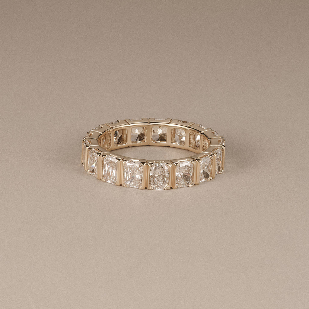 Sempre Bezel Radiant Cut 3.00ct Lab Diamond Eternity Ring in 18K Yellow Gold