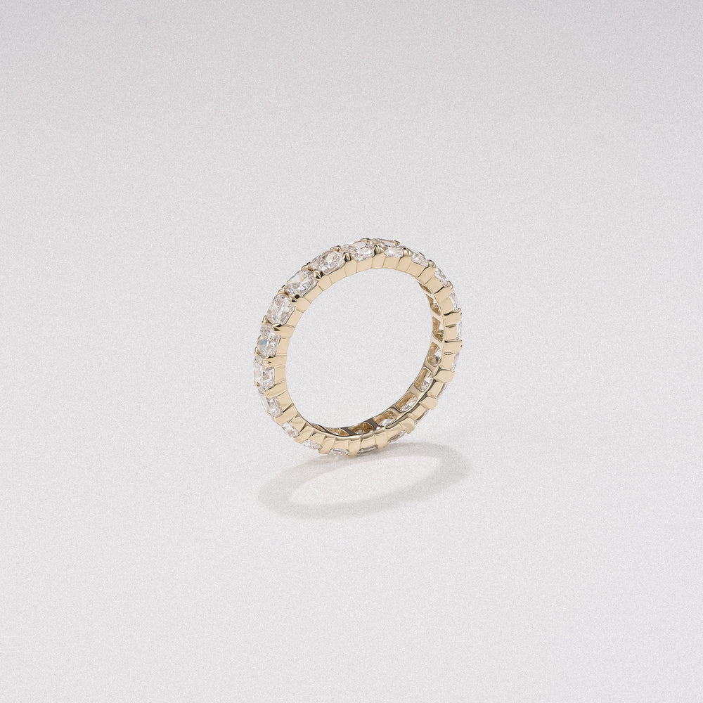 Sempre Cusion Cut 3.00ct Lab Diamond Eternity Ring in 18K Yellow Gold