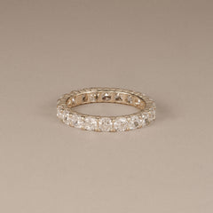 Sempre Cusion Cut 3.00ct Lab Diamond Eternity Ring in 18K Yellow Gold