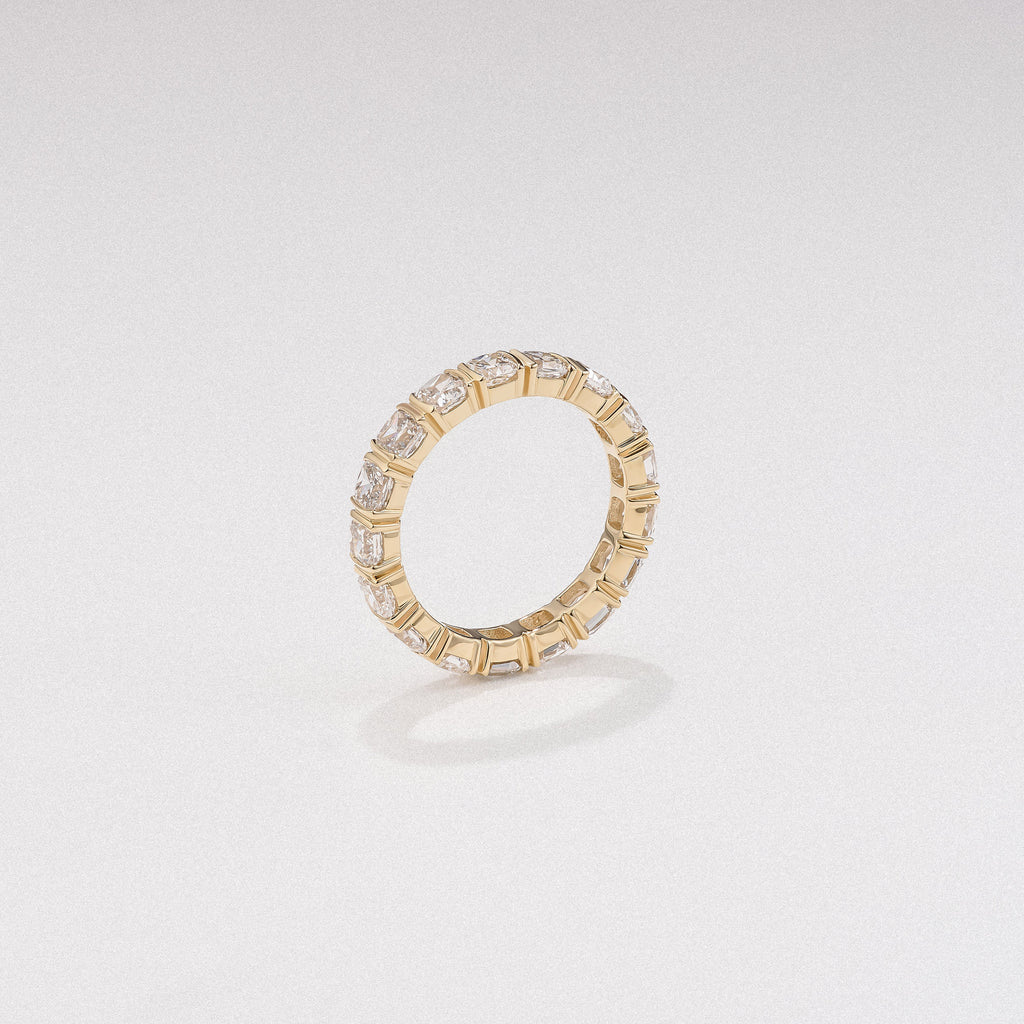 Sempre Bezel Cusion Cut 3.00ct Lab Diamond Eternity Ring in 18K Yellow Gold