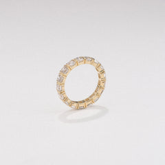 Sempre Bezel Cusion Cut 3.00ct Lab Diamond Eternity Ring in 18K Yellow Gold