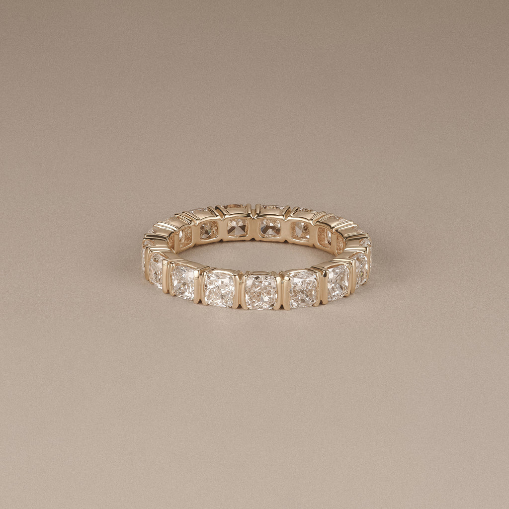 Sempre Bezel Cusion Cut 3.00ct Lab Diamond Eternity Ring in 18K Yellow Gold