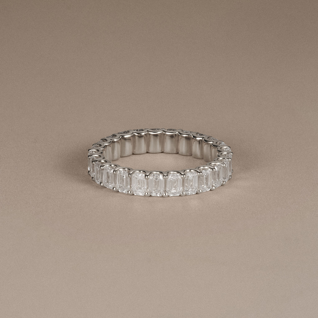 Sempre Emerald Cut 3.00ct Lab Diamond Eternity Ring in Platinum