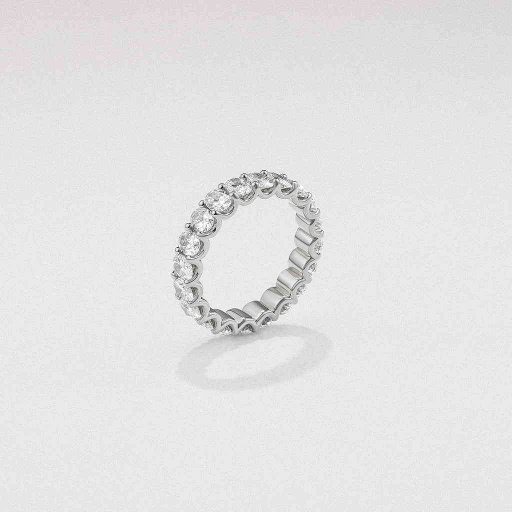 Sempre Oval Cut 3.00ct Lab Diamond Eternity Ring in Platinum