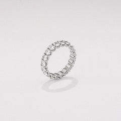Sempre Oval Cut 3.00ct Lab Diamond Eternity Ring in Platinum