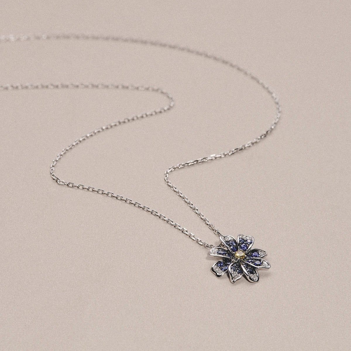 Stellato 0.46ct Lab Yellow and Blue Sapphire Flower Pendant Necklace in Sterling Silver