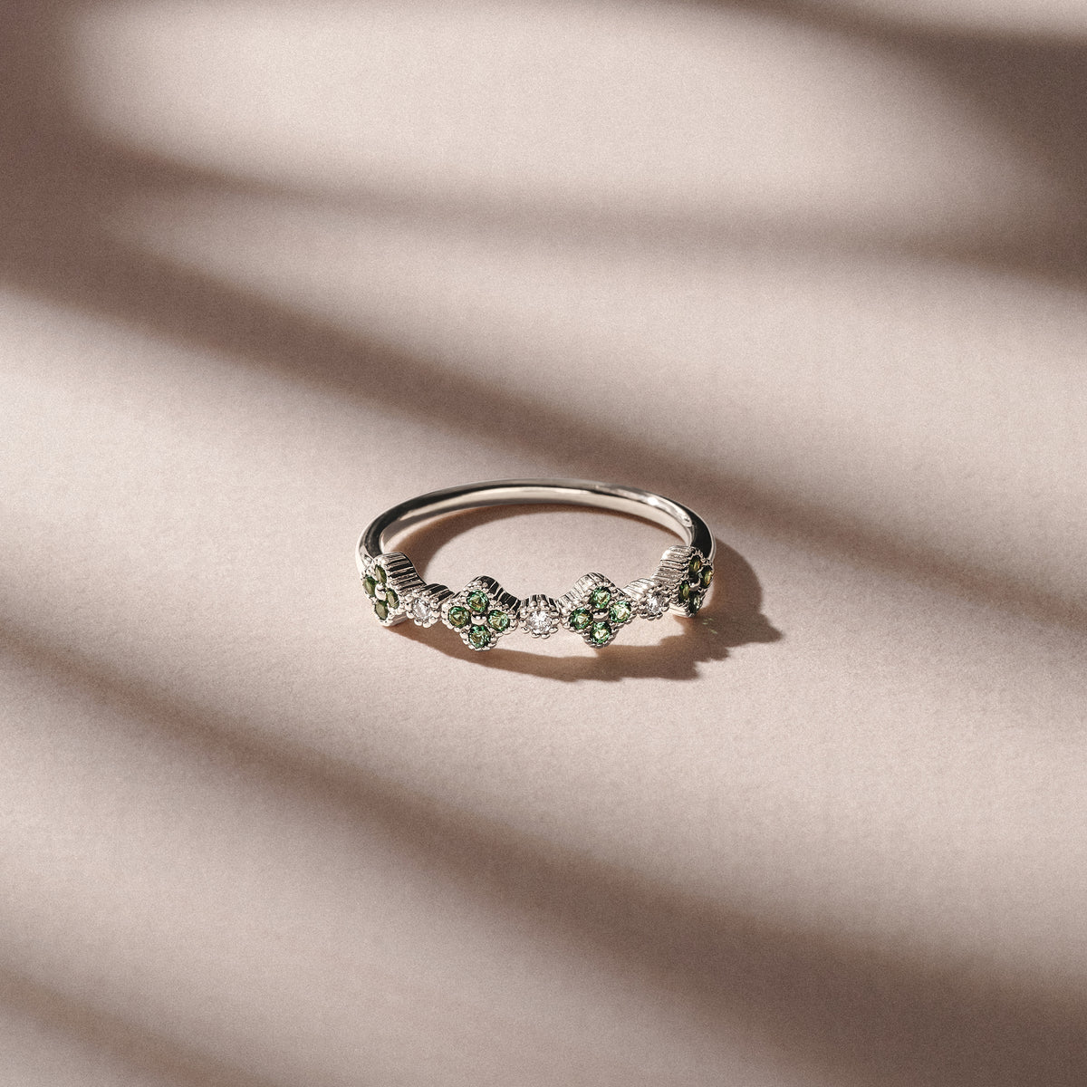 Alegria 0.18ct Lab Emerald 4 Clover Ring in Sterling Silver