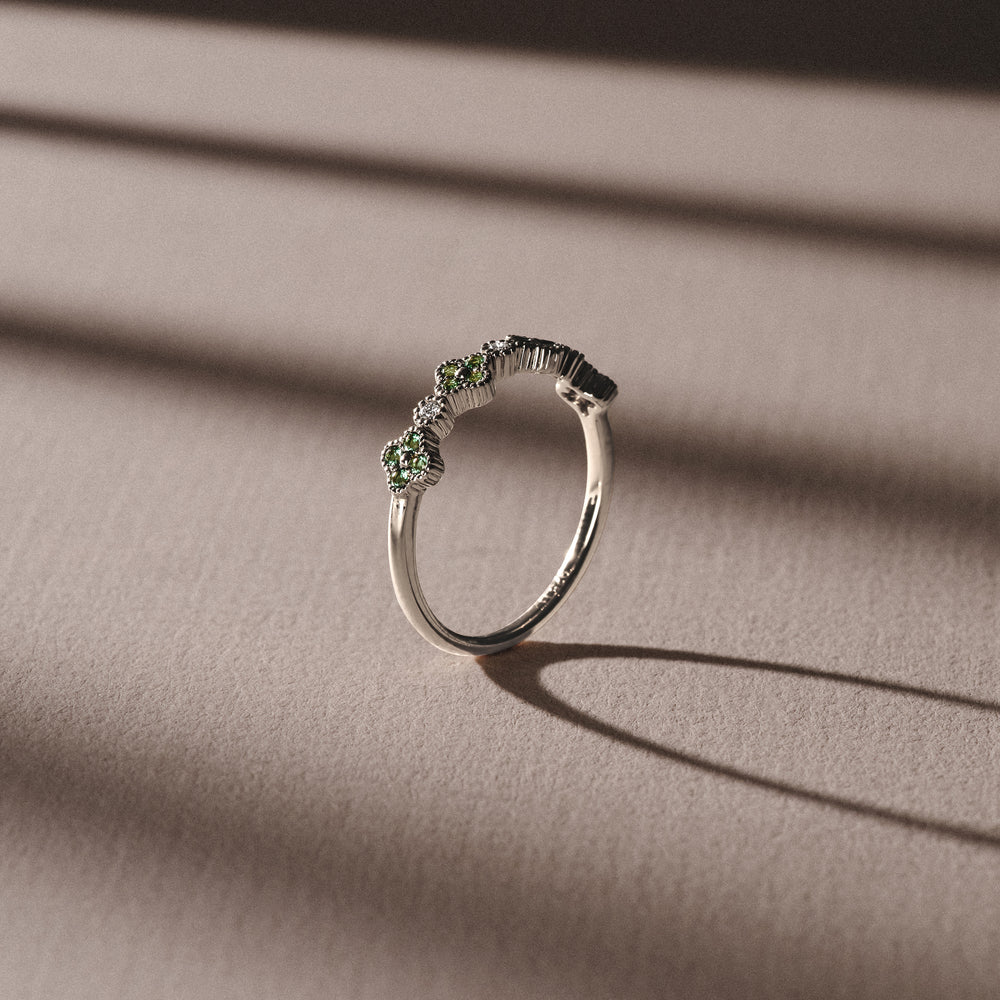 Alegria 0.18ct Lab Emerald 4 Clover Ring in Sterling Silver