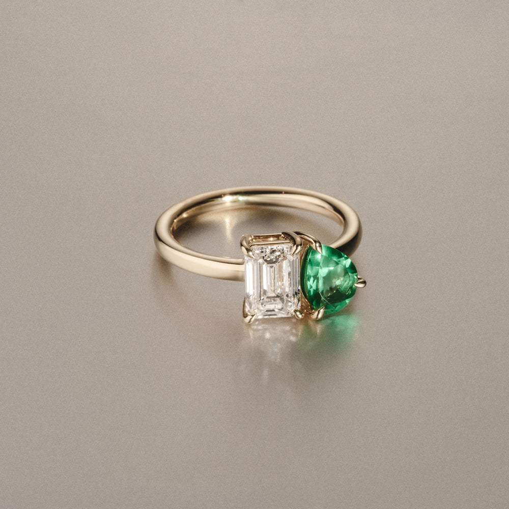 Toi Et Moi 1.50ct Emerald Cut Lab Diamond and 1.50ct Pear Lab Emerald Engagement Ring in 18K Yellow Gold