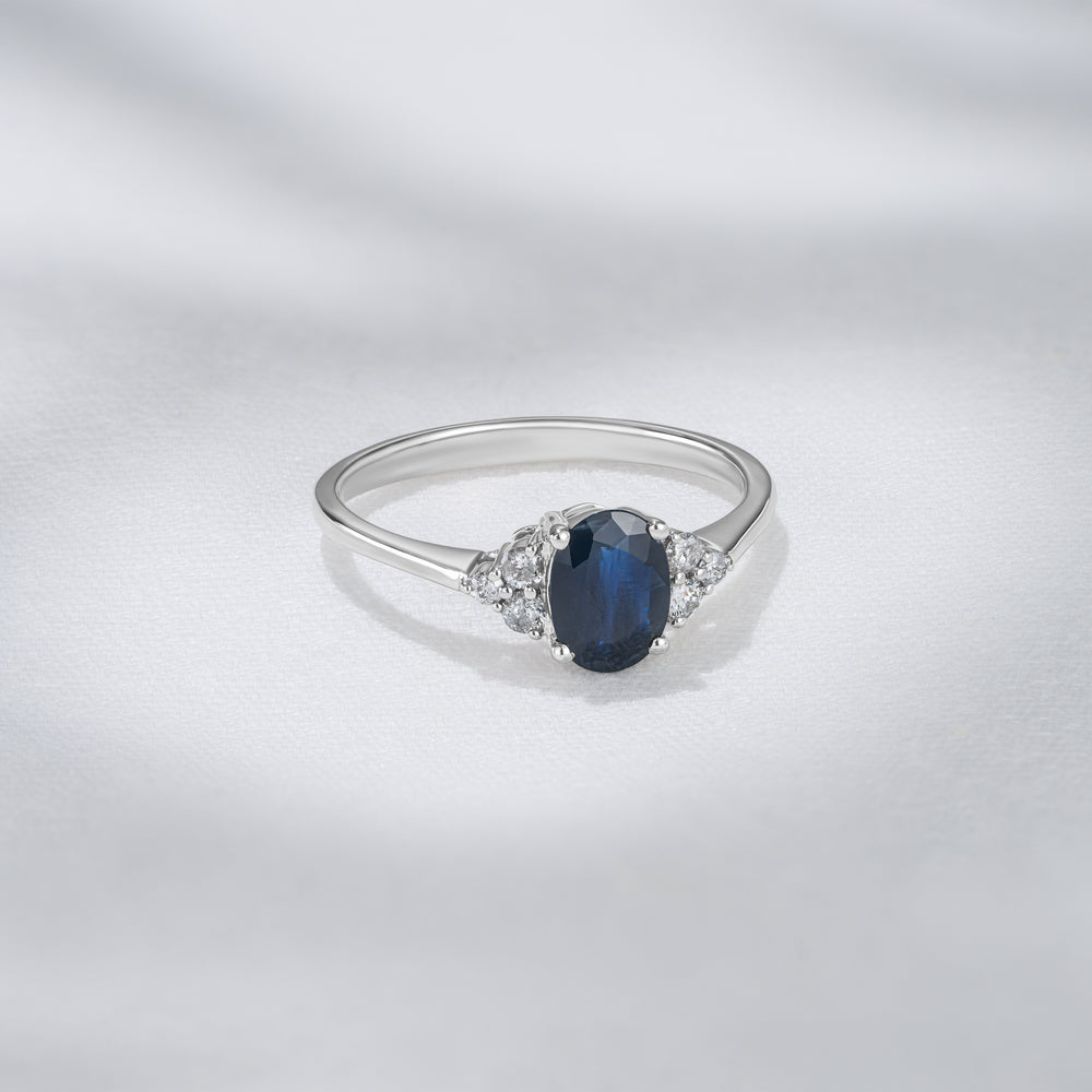 Sapphire 1.00ct And Diamond 18K White Gold Ring