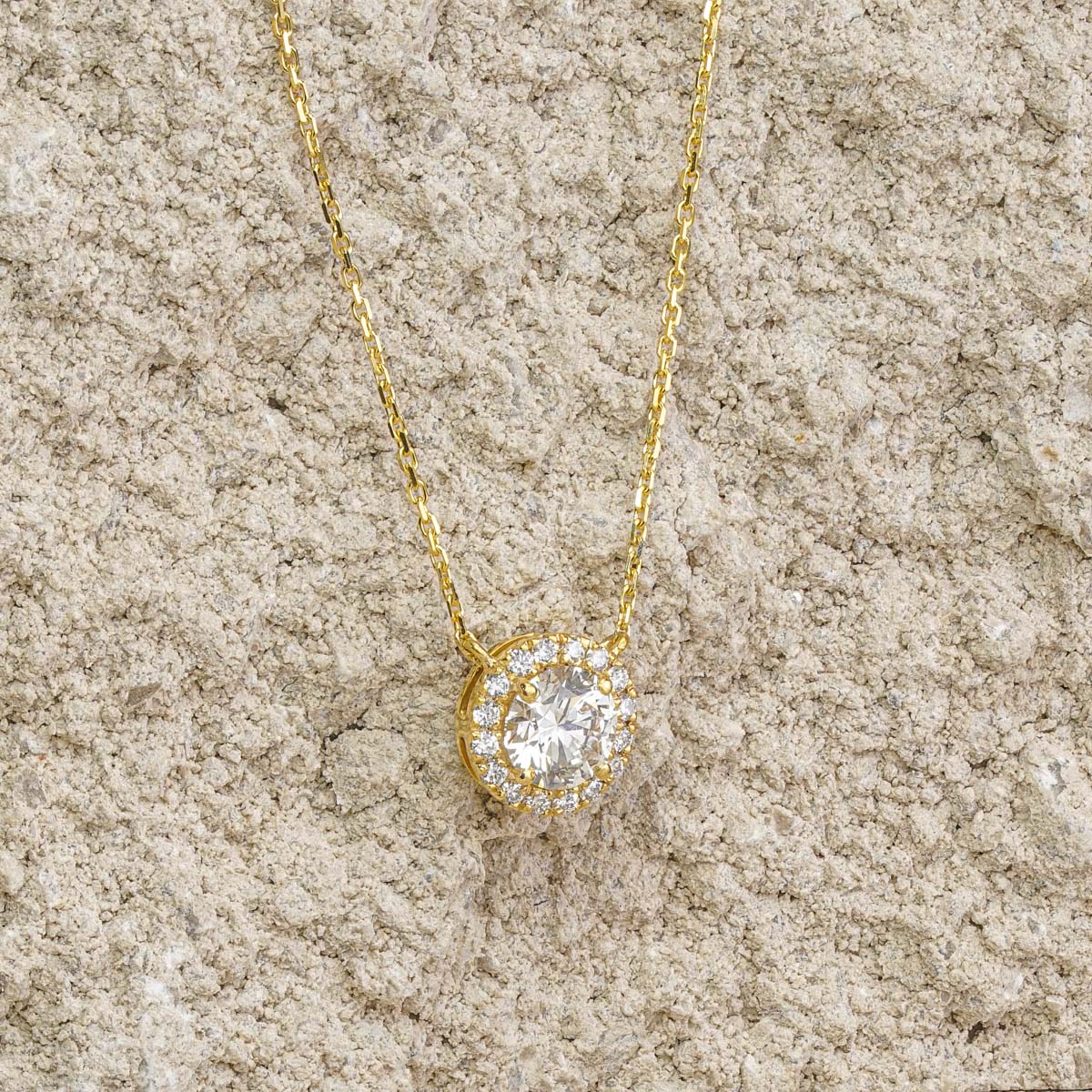 Lumia Lab Diamond Halo Necklace 1.30ct F/VS in 9K Gold