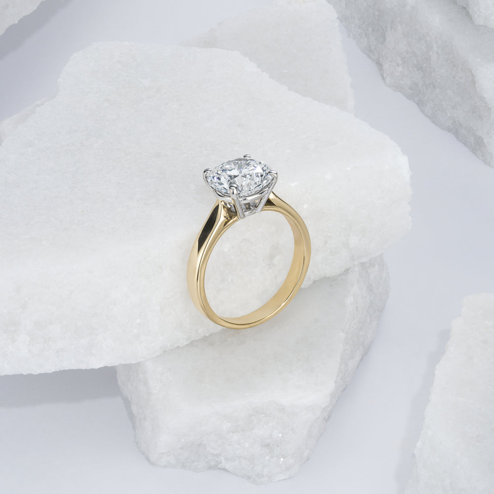 Elysia 3.00ct Lab Diamond Round Cut Engagement Ring in 18K Yellow Gold G/VS1