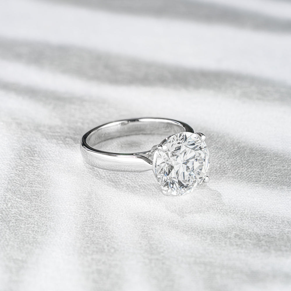 Elysia 5.00ct Lab Diamond Round Cut Engagement Ring in 18K White Gold G/VS1