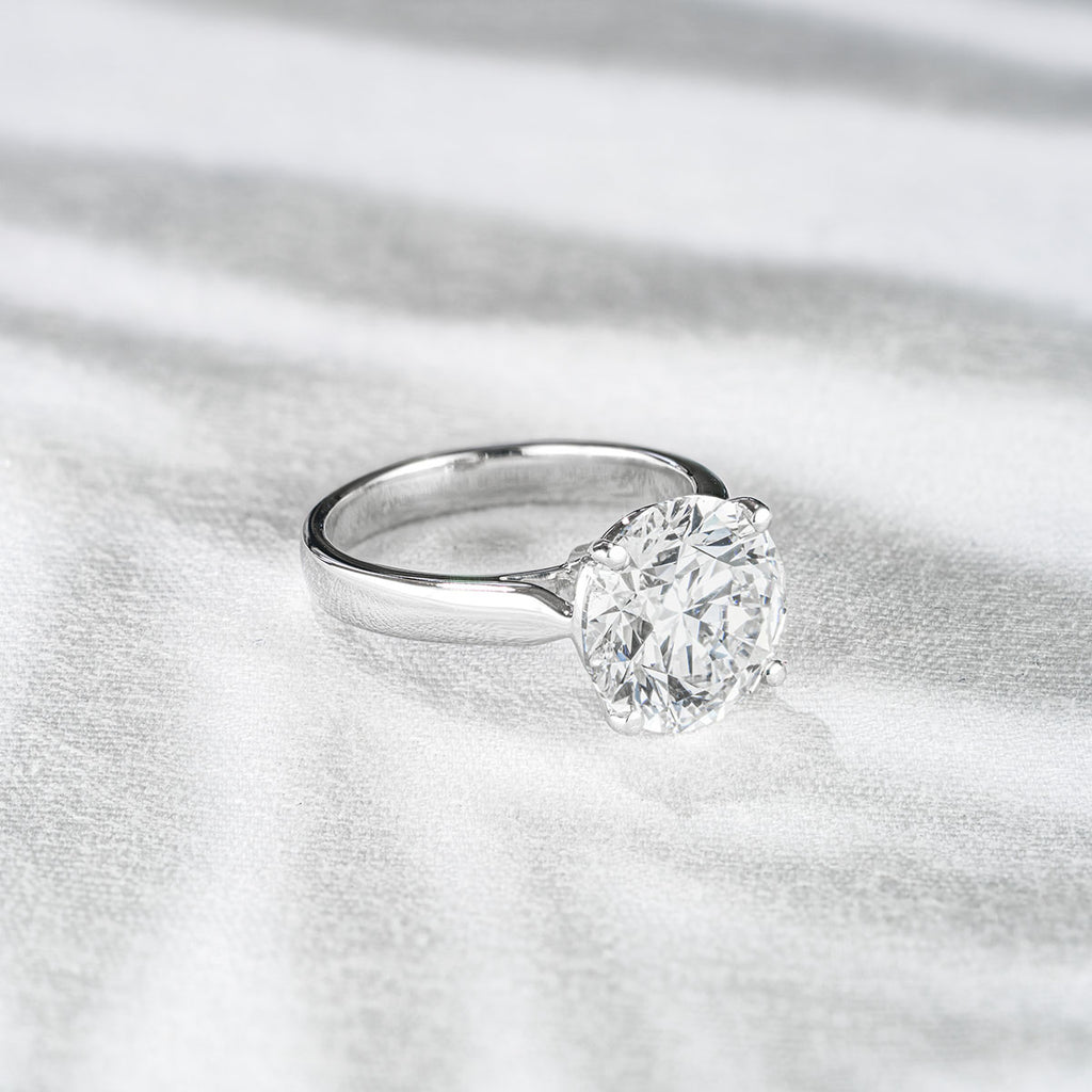 Elysia 5.00ct Lab Diamond Round Cut Engagement Ring in 18K White Gold G/VS1