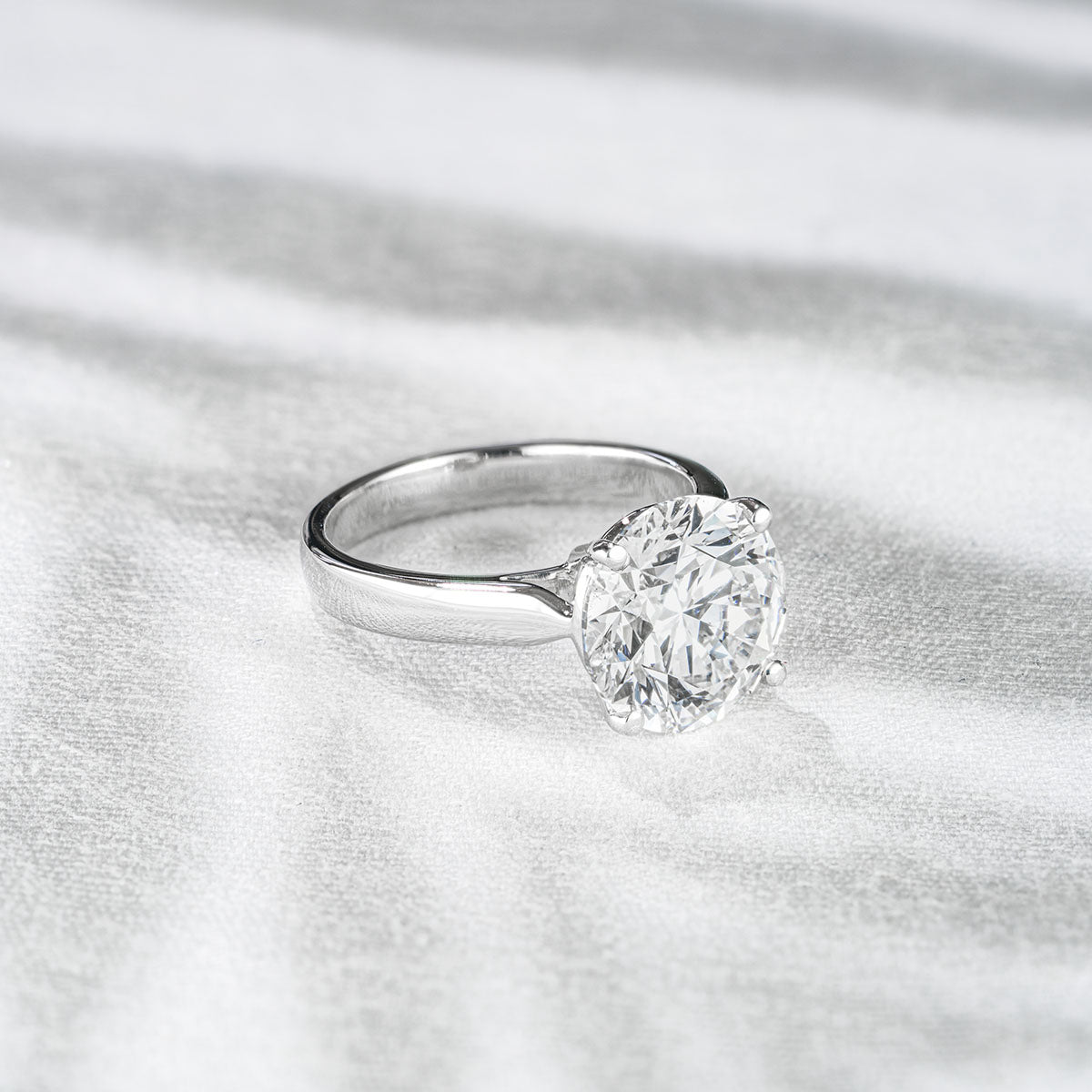 Elysia 5.00ct Lab Diamond Round Cut Engagement Ring in 18K White Gold G/VS1
