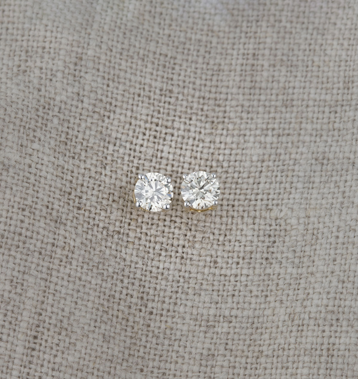 Diamond Stud Earrings 4.1mm 18K Gold - 0.50CT - G-H/SI