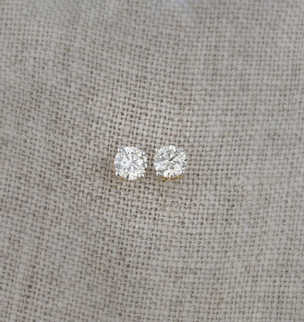 Diamond Stud Earrings 4.1mm 18K Gold - 0.50CT - Premium